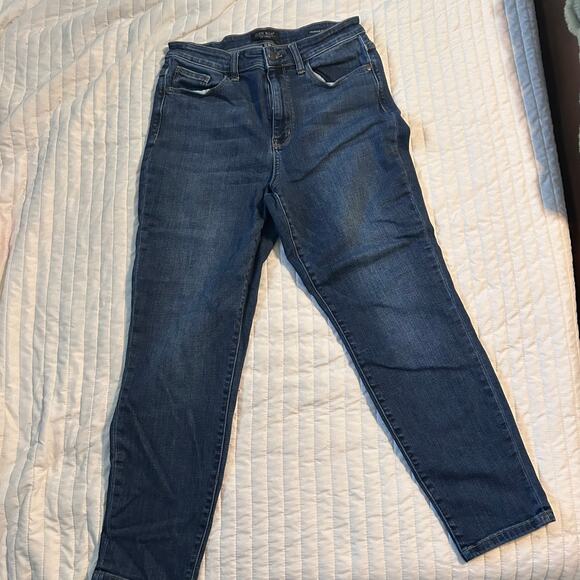 Judy Blue Cropped Slim Jeans – Size 11/30 – Medium Wash - Picture 1 of 2